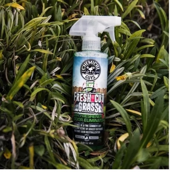 Fresh cutted grass Duftspray 473ml im grass diehalle3.0 dershop3.0 Fresh cutted grass Duftspray 473ml im grass diehalle3.0 dershop3.0
